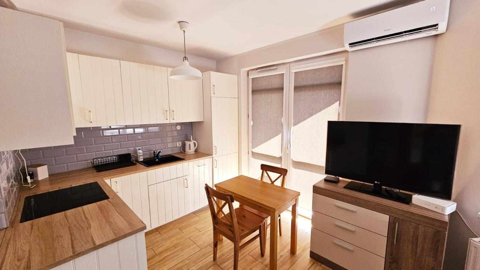 Apartament Mlynarska Piła Buitenkant foto