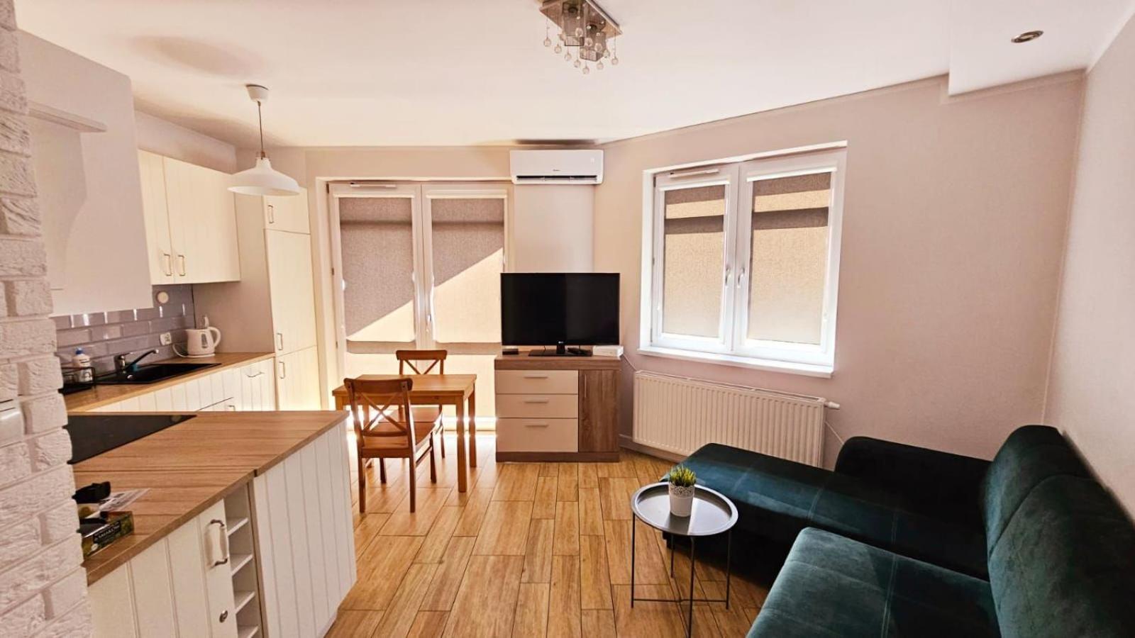 Apartament Mlynarska Piła Buitenkant foto