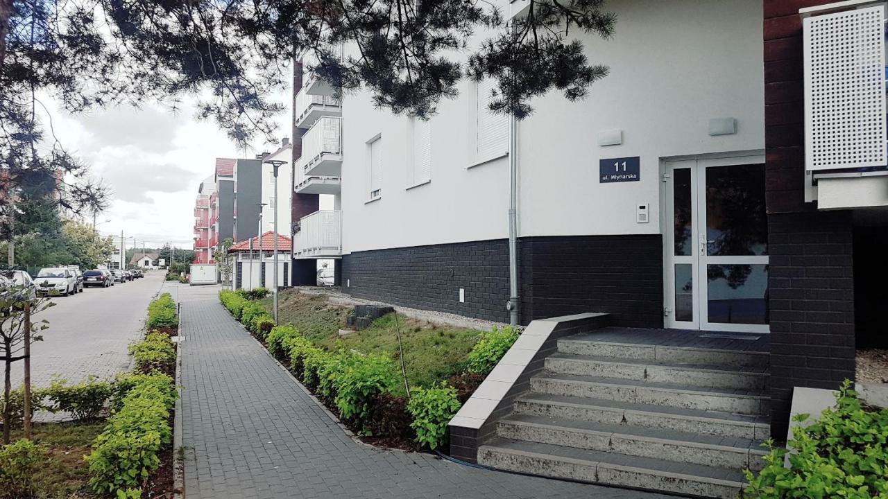 Apartament Mlynarska Piła Buitenkant foto